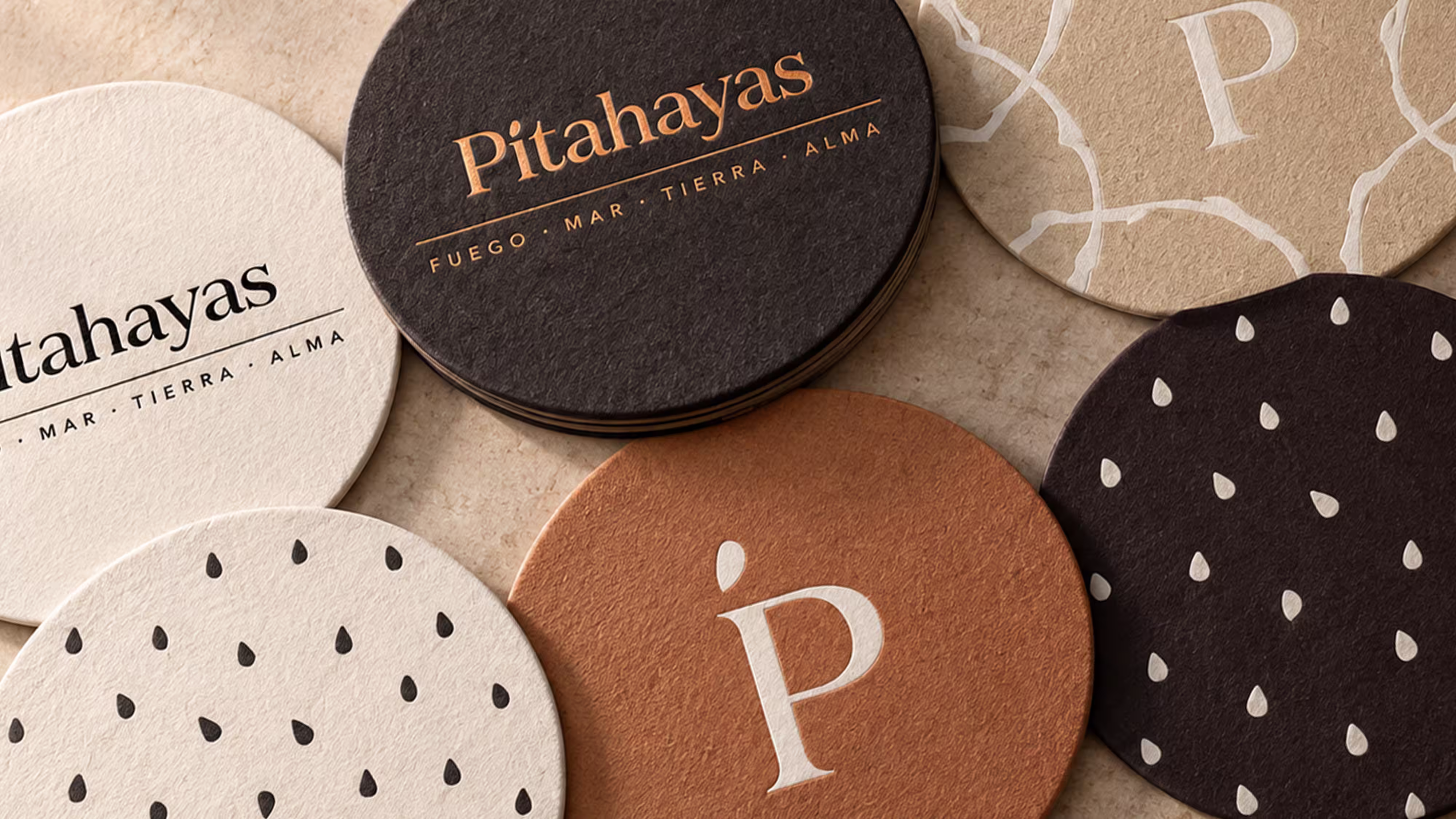 Pitahayas coasters and material applications